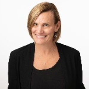 Meet your Posher, Suzanne